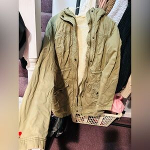 Hollister winter coat size small great condition